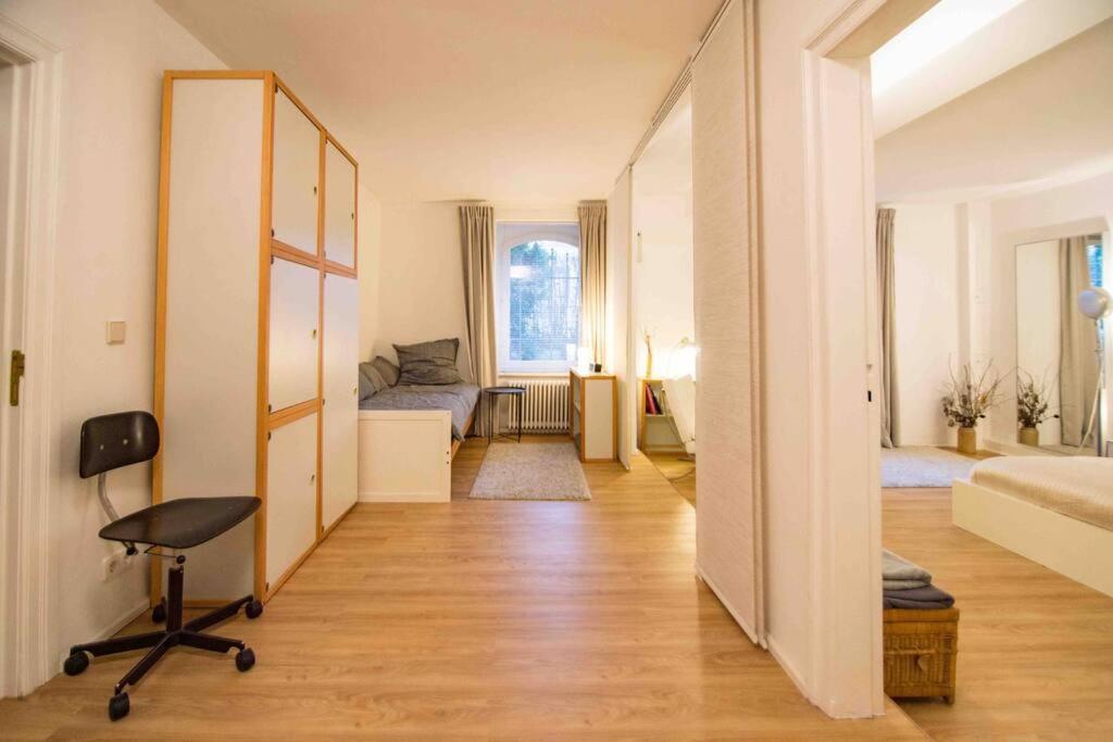Ground Floor In Villa In Charlottenburg Garden View Berlín Exterior foto