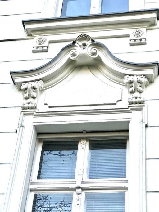 Ground Floor In Villa In Charlottenburg Garden View Berlín Exterior foto